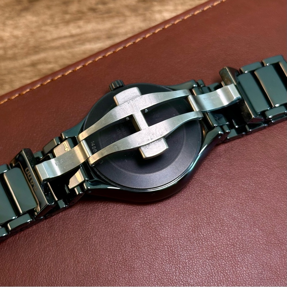 Rado True Automatic in black ceramic - Picture 7 of 13